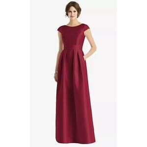 2876 NWOT Alfred Snug D767 Cap Sleeve Pleated Skirt Dress with Pockets Burgundy